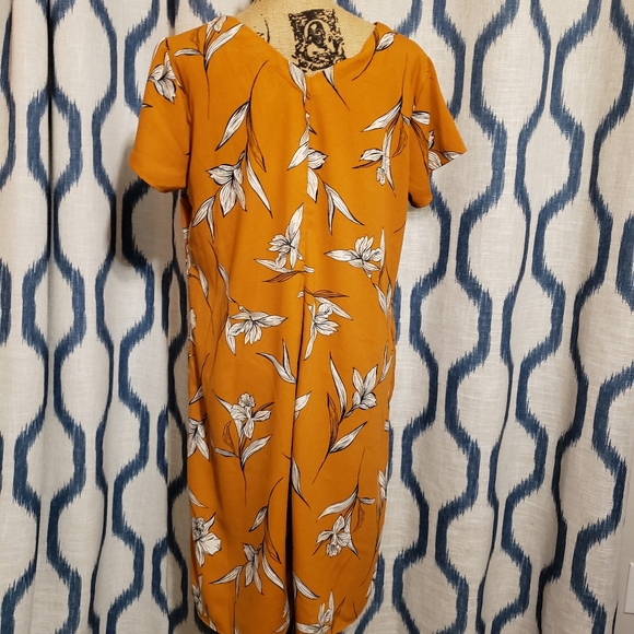 A New Day -  Dress size L 🌻 - Picture 7 of 9